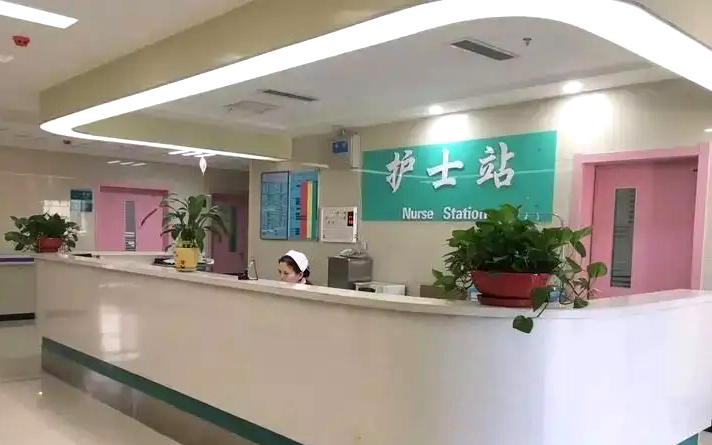 淺談：傳統病房門中小型企業發展電商的戰略分析